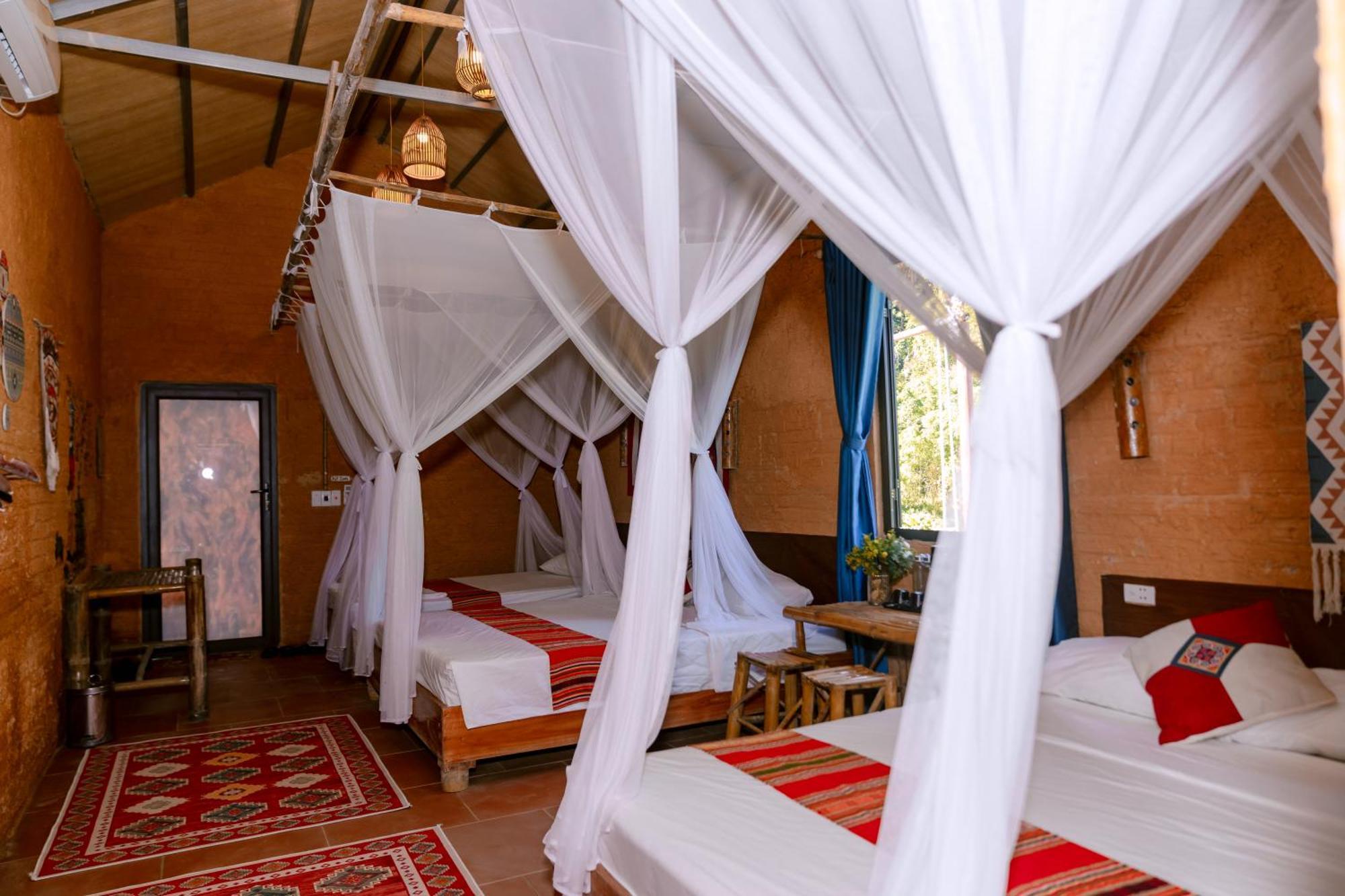 Pu Luong Homestay & Tours Huong Ba Thuoc Екстер'єр фото