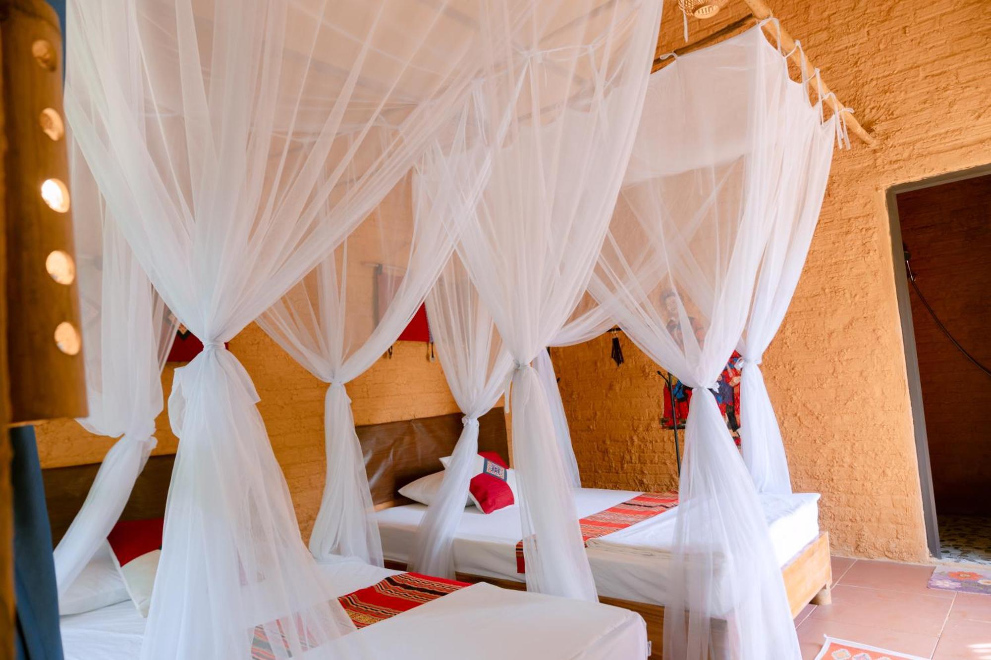 Pu Luong Homestay & Tours Huong Ba Thuoc Екстер'єр фото