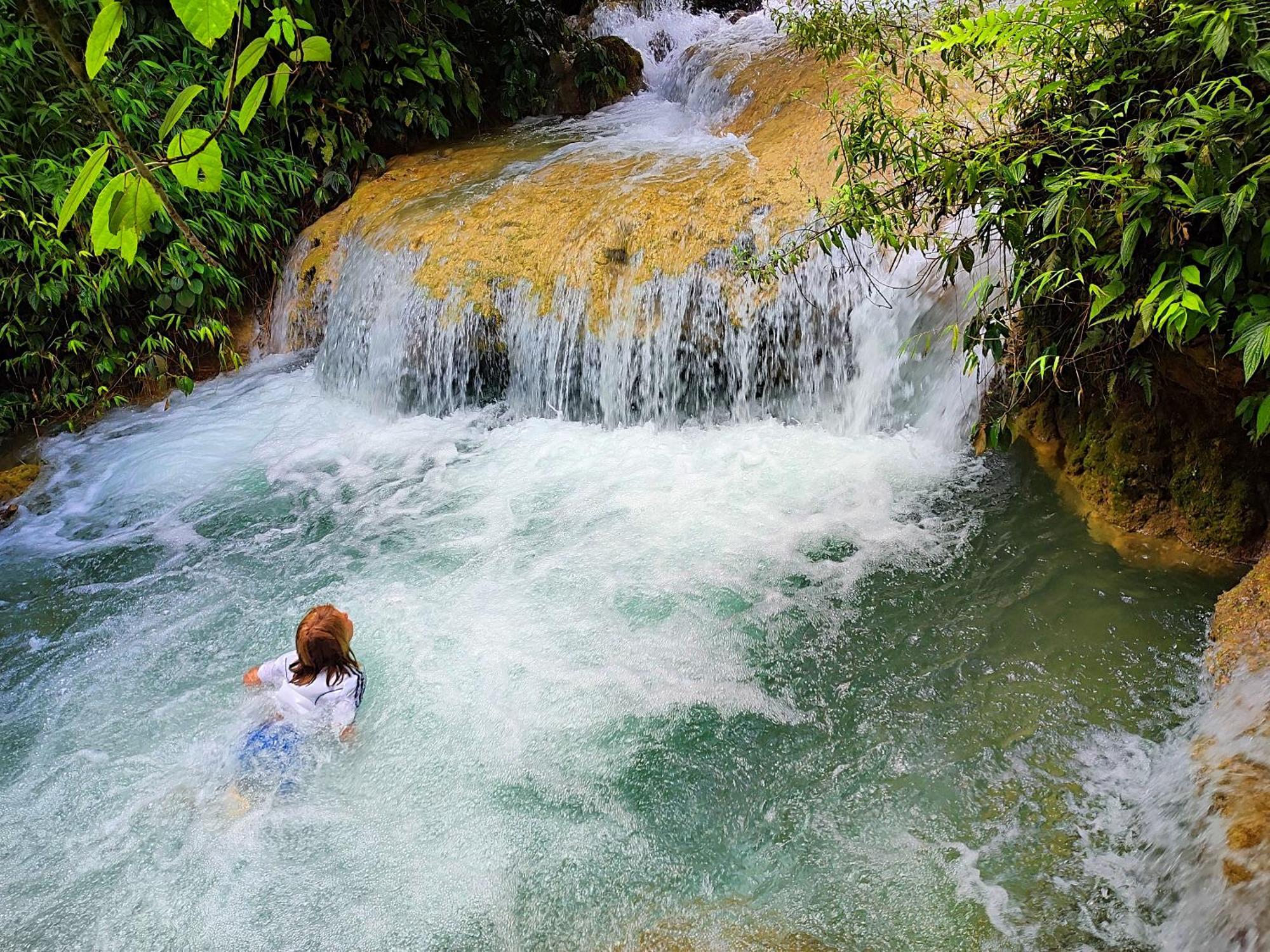 Pu Luong Homestay & Tours Huong Ba Thuoc Екстер'єр фото